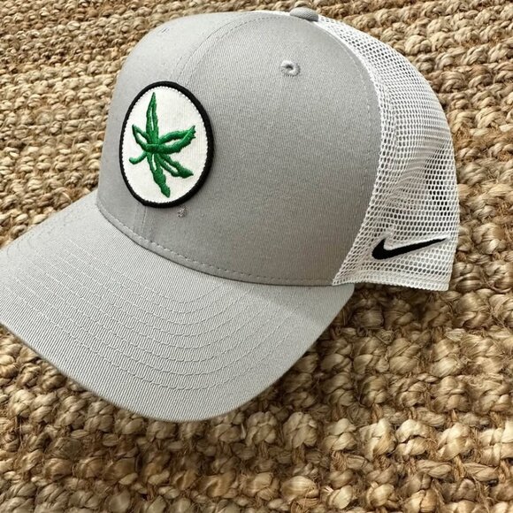 Nike Ohio State Buckeyes Classic Alternate Logo Trucker Adjustable Snapback - Picture 1 of 5